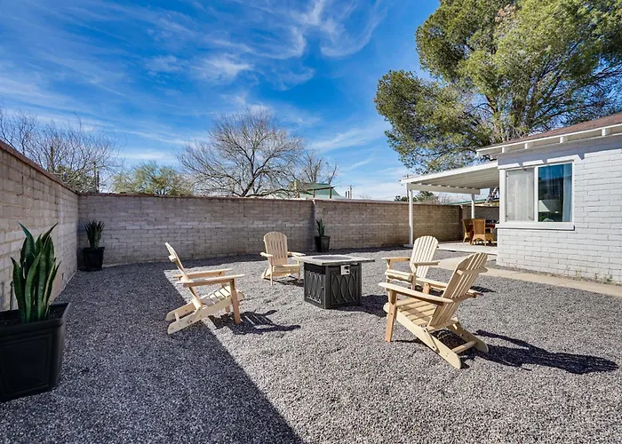 Holiday home Group-friendly Oasis Near Roper State Park! Safford