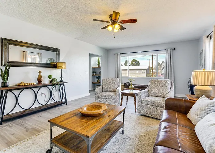 Holiday home Group-friendly Oasis Near Roper State Park! Safford