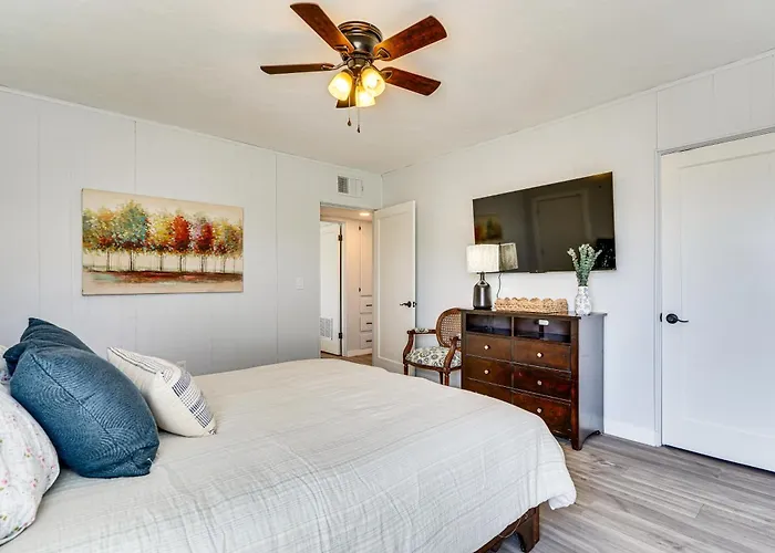 Group-friendly Oasis Near Roper State Park! Holiday home
